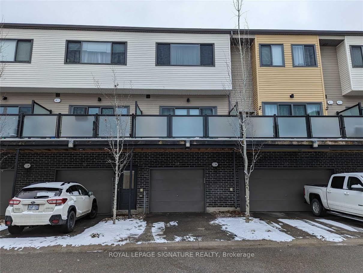 Front of Unit 18, 369 Essa Road