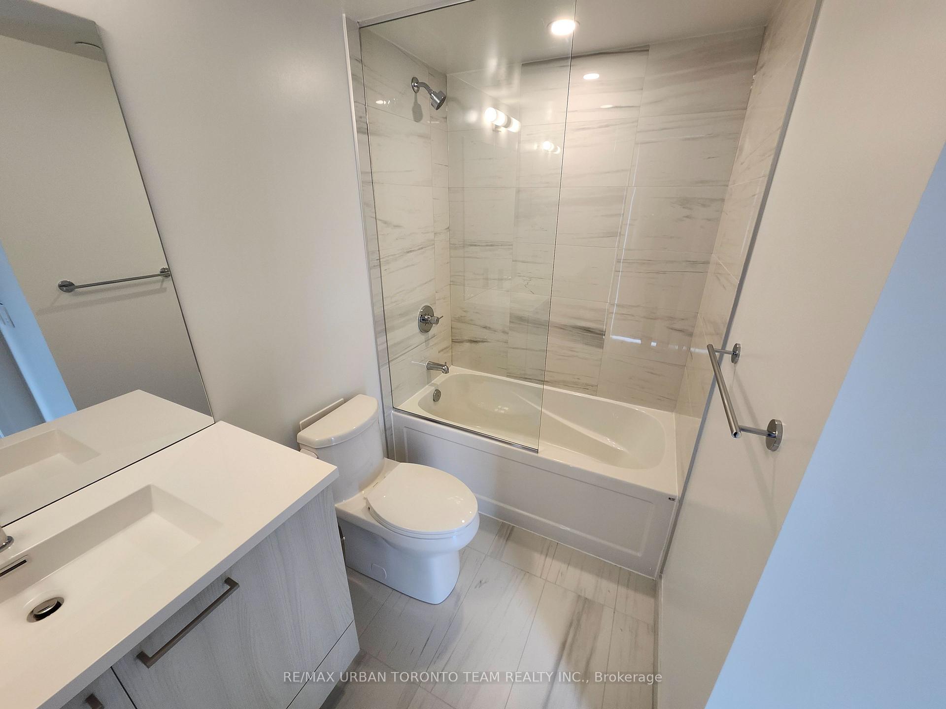 Photo 10 of Unit 4003, 195 Commerce Street, Vaughan, Vaughan Corporate Centre — HOMEH