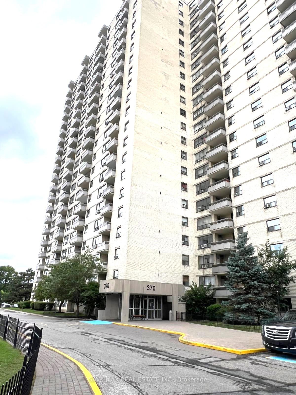 Photo 1 of Unit 1812, 370 Dixon Road, Etobicoke, Kingsview Village-The Westway — HOMEH