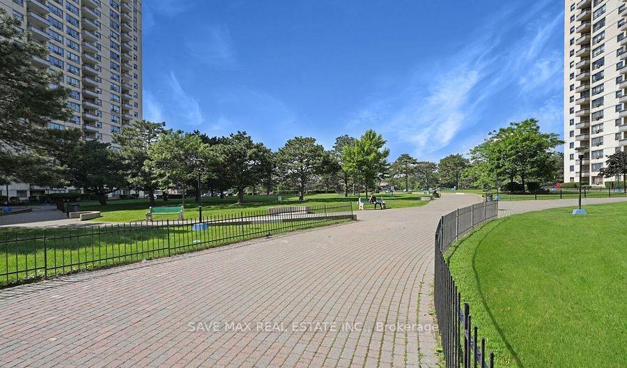 Photo 3 of Unit 1812, 370 Dixon Road, Etobicoke, Kingsview Village-The Westway — HOMEH