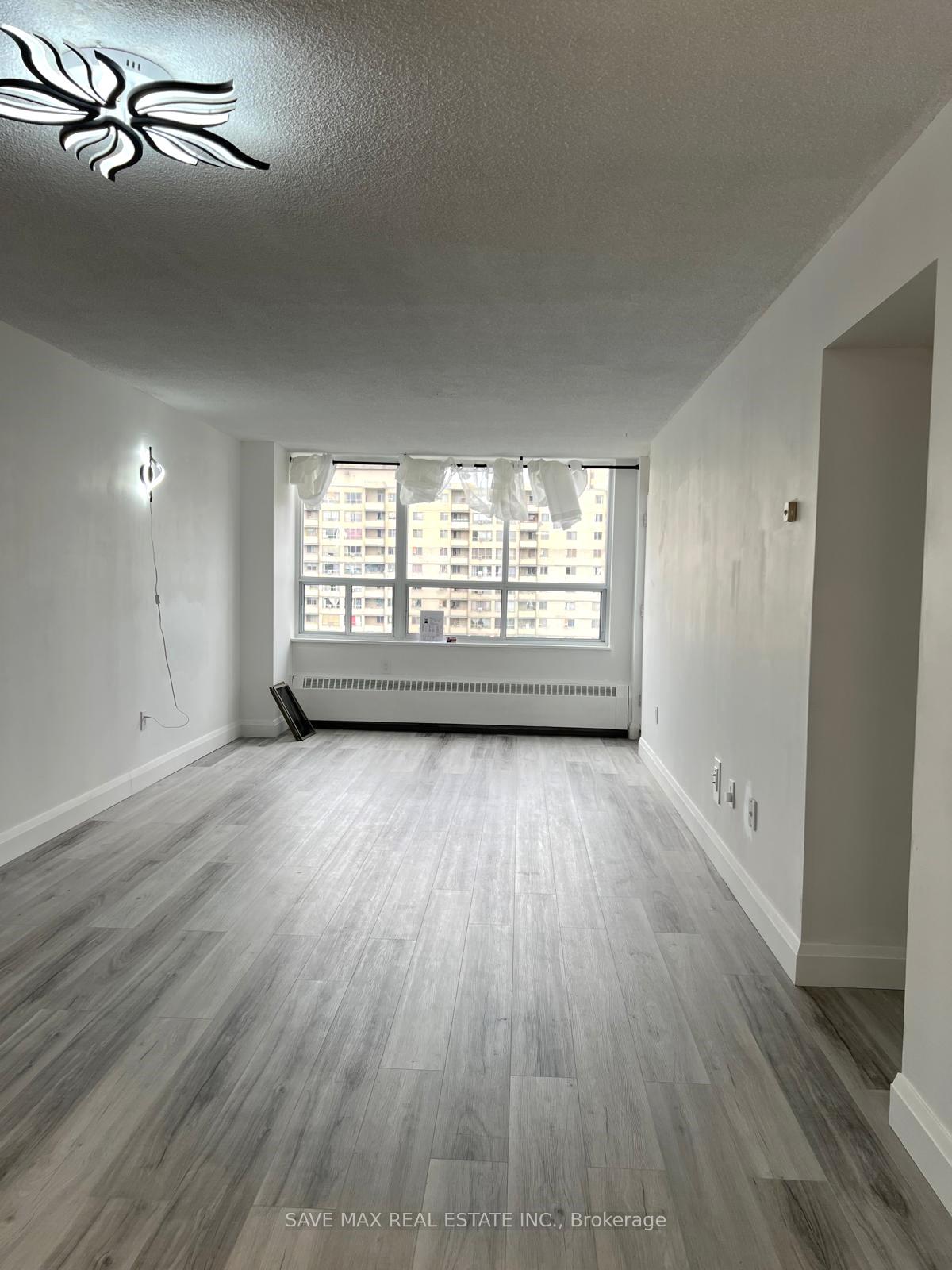 Photo 9 of Unit 1812, 370 Dixon Road, Etobicoke, Kingsview Village-The Westway — HOMEH