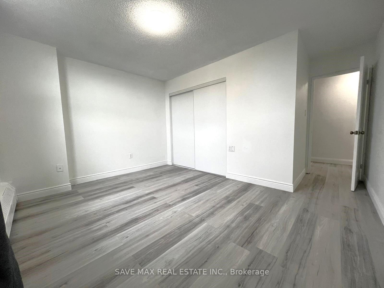 Photo 15 of Unit 1812, 370 Dixon Road, Etobicoke, Kingsview Village-The Westway — HOMEH