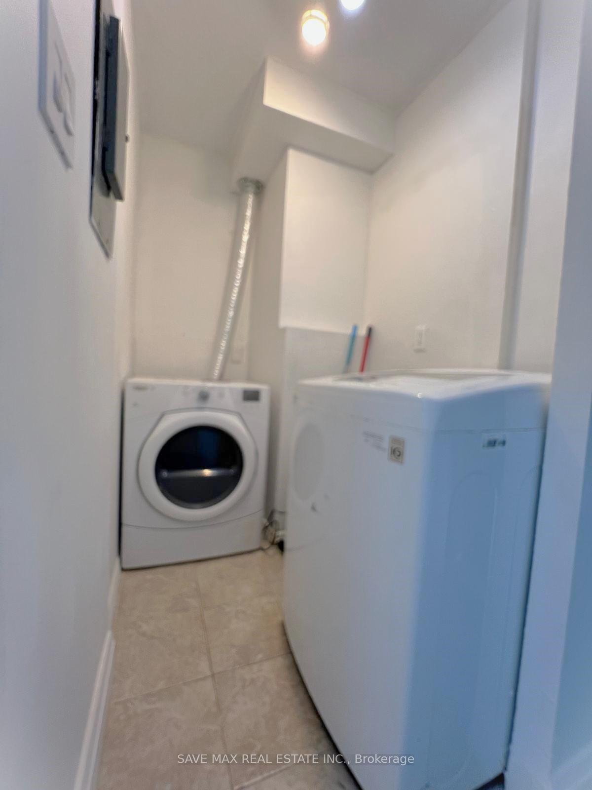 Photo 16 of Unit 1812, 370 Dixon Road, Etobicoke, Kingsview Village-The Westway — HOMEH