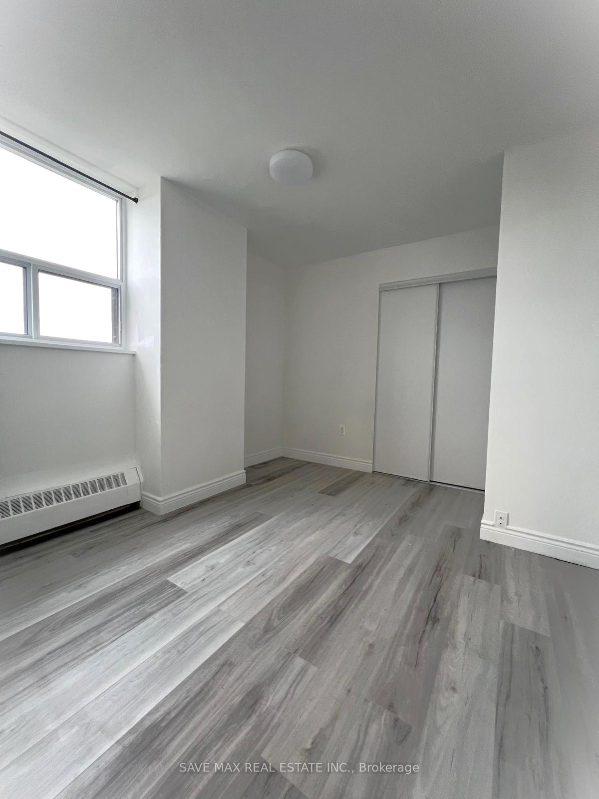 Photo 17 of Unit 1812, 370 Dixon Road, Etobicoke, Kingsview Village-The Westway — HOMEH