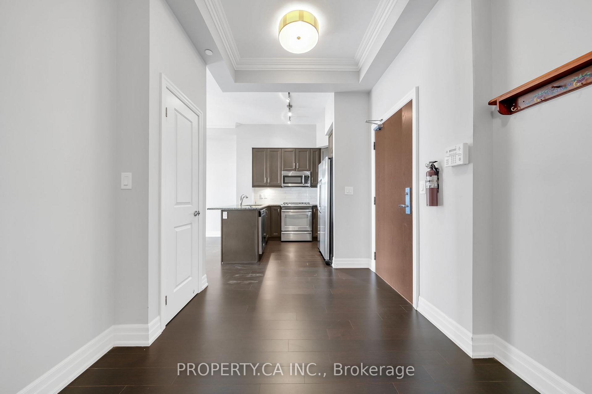 Photo 12 of Unit 518, 111 Civic Square Gate, Aurora, Bayview Wellington — HOMEH