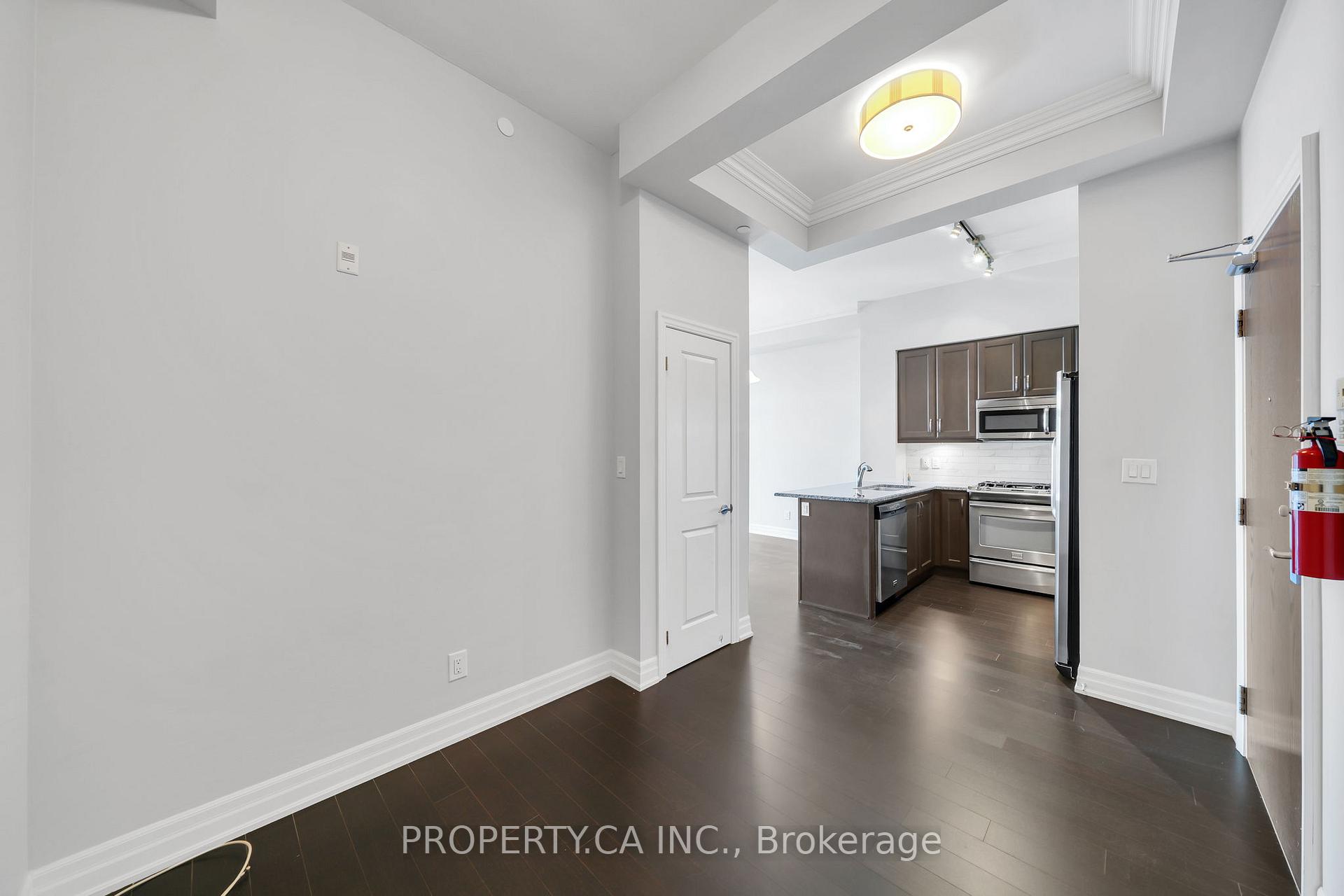 Photo 13 of Unit 518, 111 Civic Square Gate, Aurora, Bayview Wellington — HOMEH