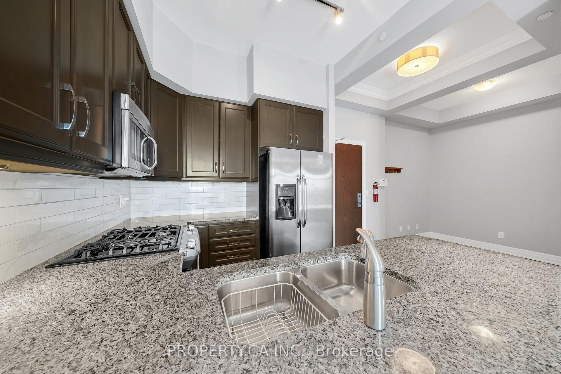 Photo 14 of Unit 518, 111 Civic Square Gate, Aurora, Bayview Wellington — HOMEH