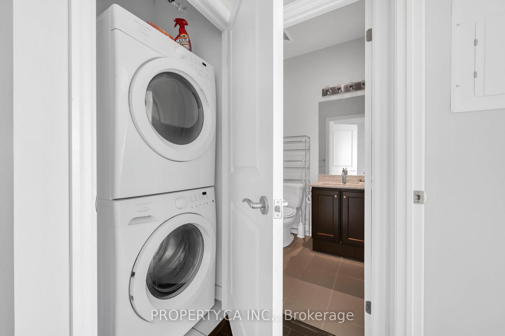 Photo 24 of Unit 518, 111 Civic Square Gate, Aurora, Bayview Wellington — HOMEH