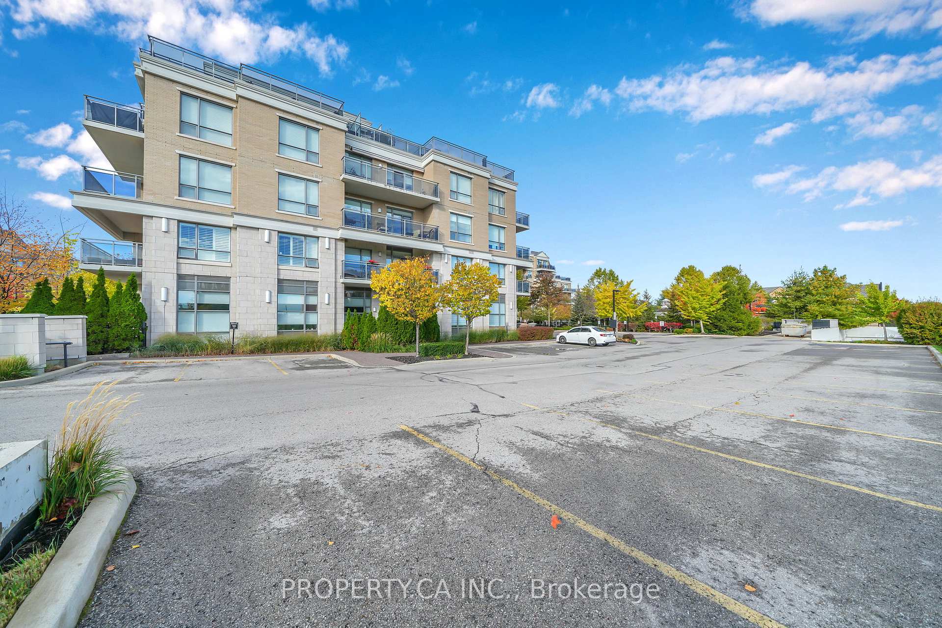 Photo 27 of Unit 518, 111 Civic Square Gate, Aurora, Bayview Wellington — HOMEH