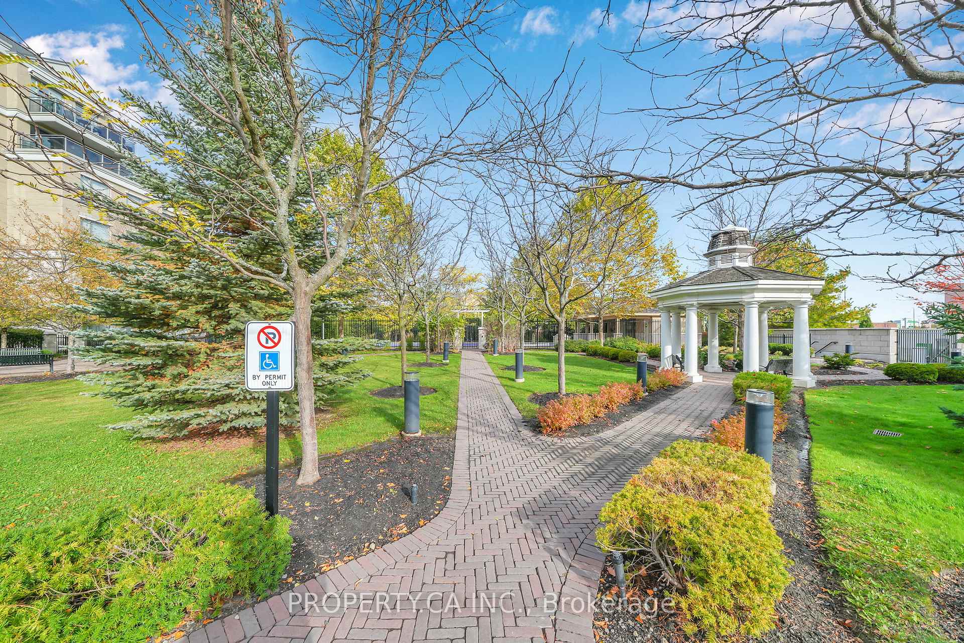 Photo 29 of Unit 518, 111 Civic Square Gate, Aurora, Bayview Wellington — HOMEH
