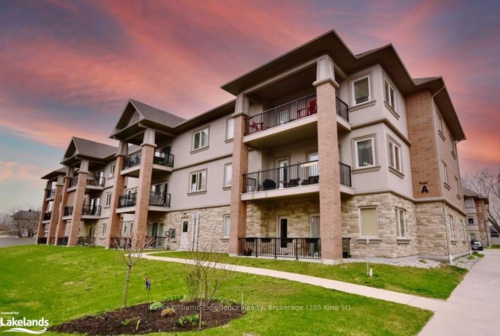 Photo 22 of Unit 105, 19A Yonge Street N, Springwater, Elmvale — HOMEH