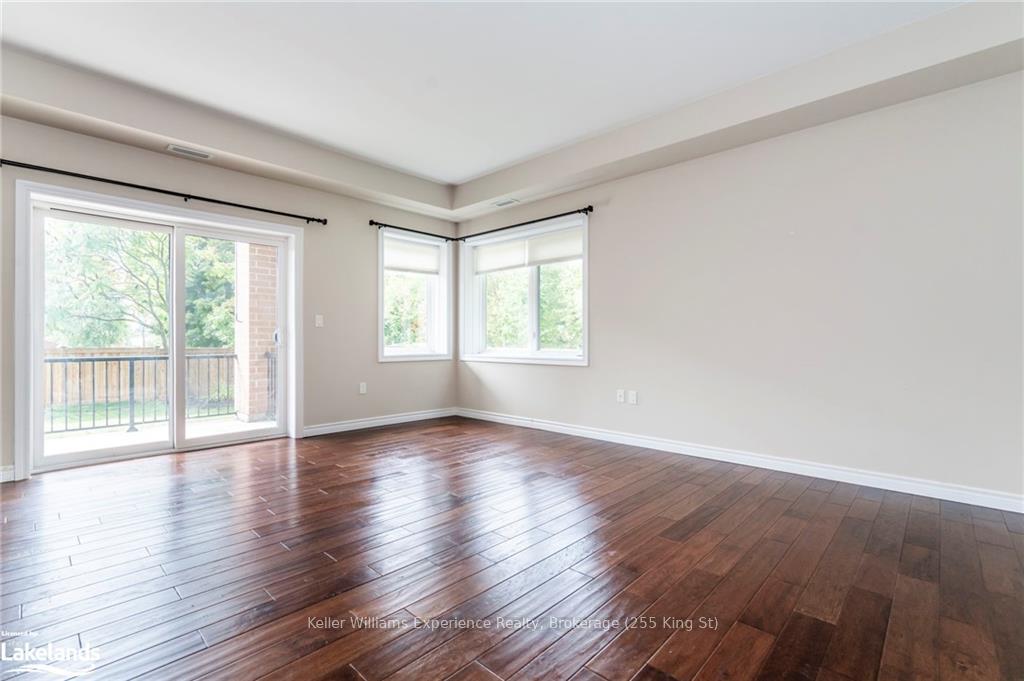Photo 27 of Unit 105, 19A Yonge Street N, Springwater, Elmvale — HOMEH