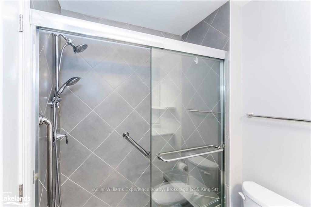 Photo 38 of Unit 105, 19A Yonge Street N, Springwater, Elmvale — HOMEH