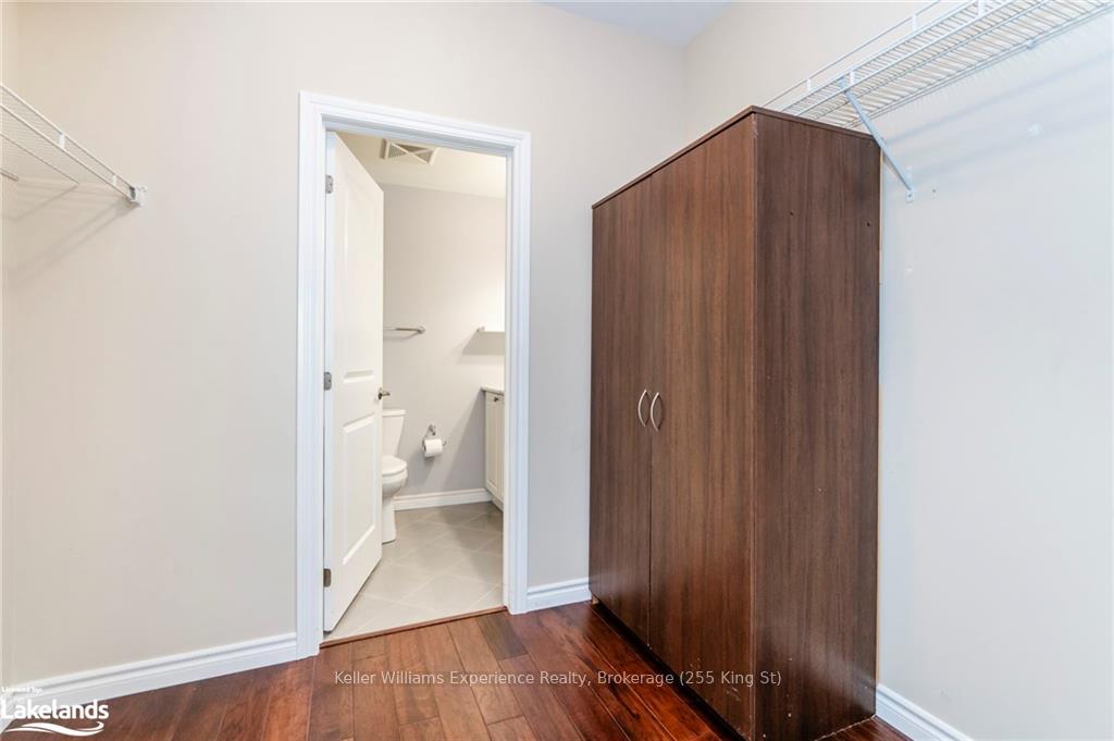 Photo 17 of Unit 105, 19A Yonge Street N, Springwater, Elmvale — HOMEH