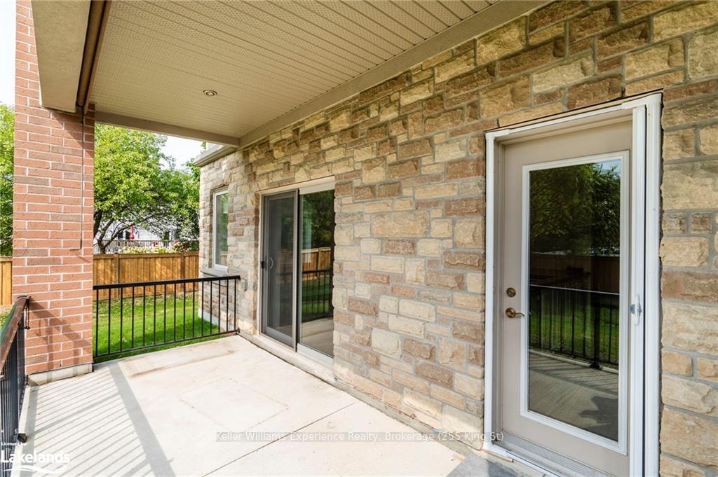 Photo 56 of Unit 105, 19A Yonge Street N, Springwater, Elmvale — HOMEH