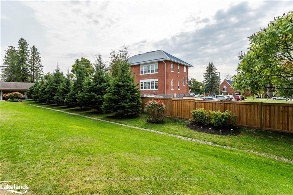 Photo 59 of Unit 105, 19A Yonge Street N, Springwater, Elmvale — HOMEH