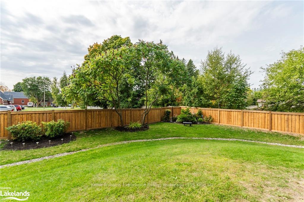 Photo 60 of Unit 105, 19A Yonge Street N, Springwater, Elmvale — HOMEH