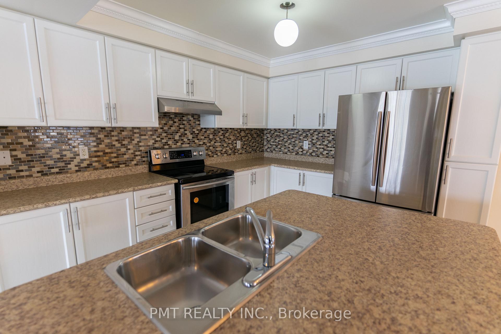 Photo 8 of 46 Pendrill Way, Ajax, Central East — HOMEH
