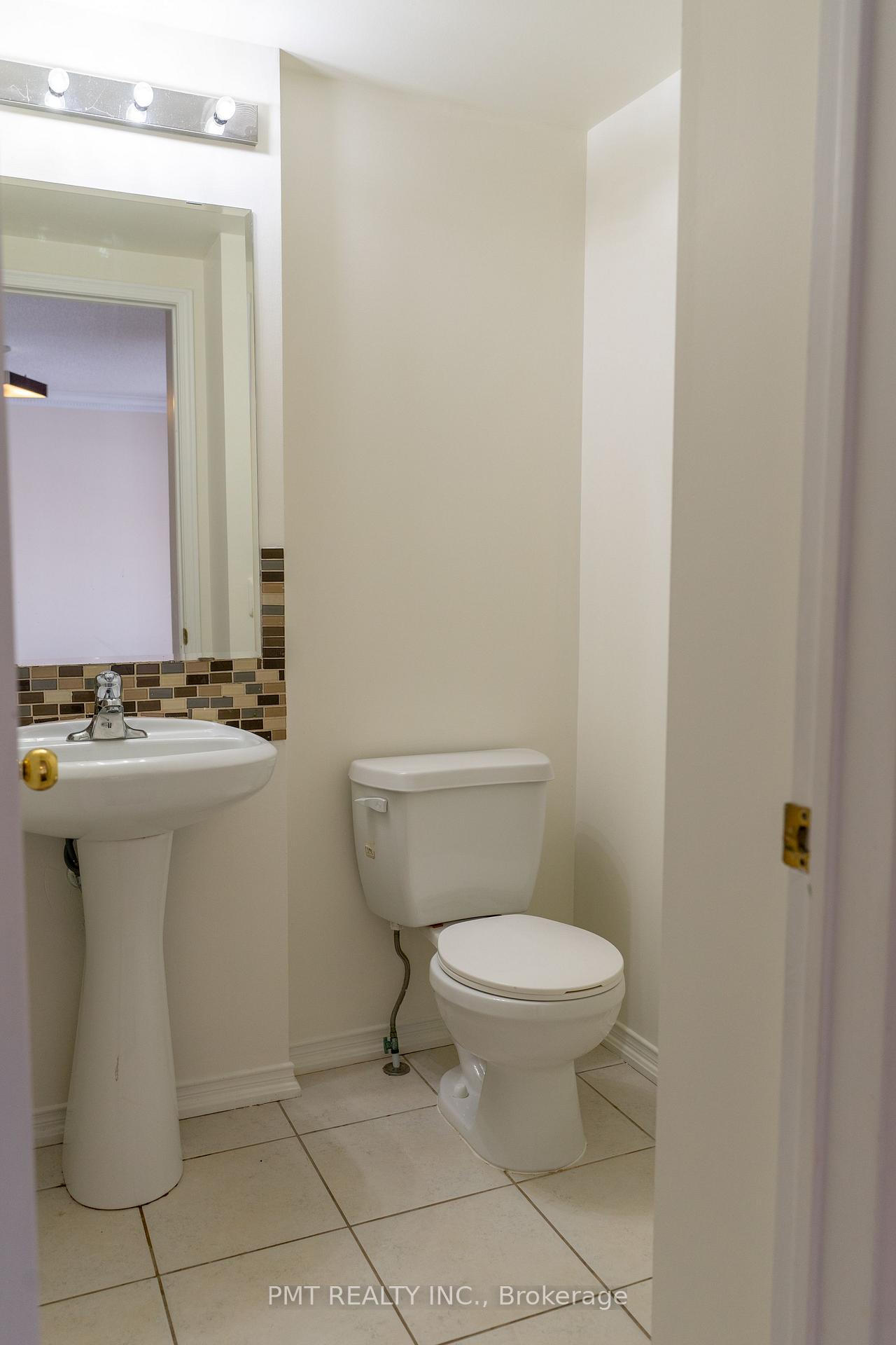 Photo 12 of 46 Pendrill Way, Ajax, Central East — HOMEH