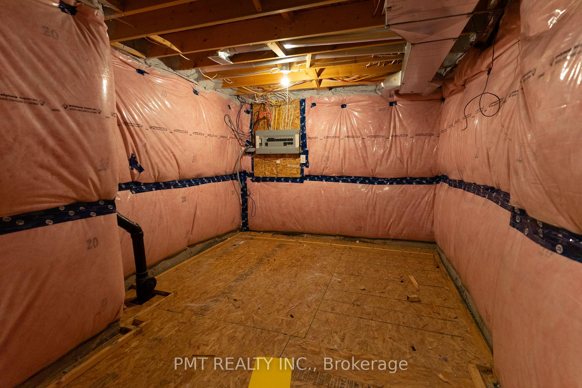Photo 29 of 46 Pendrill Way, Ajax, Central East — HOMEH