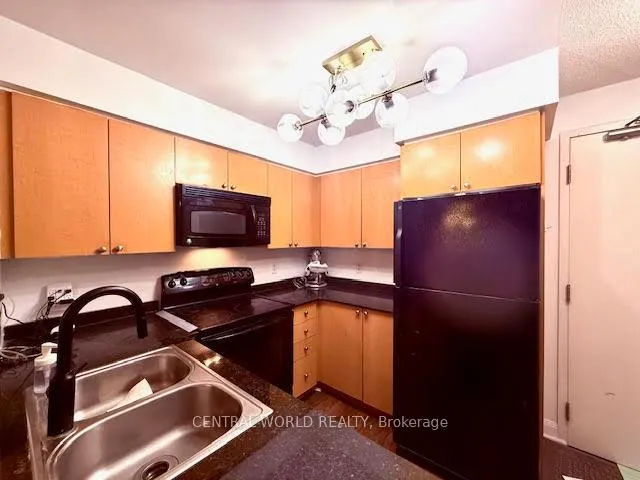Photo 19 of Unit 2109, 2191 Yonge Street, Toronto, Mount Pleasant West — HOMEH