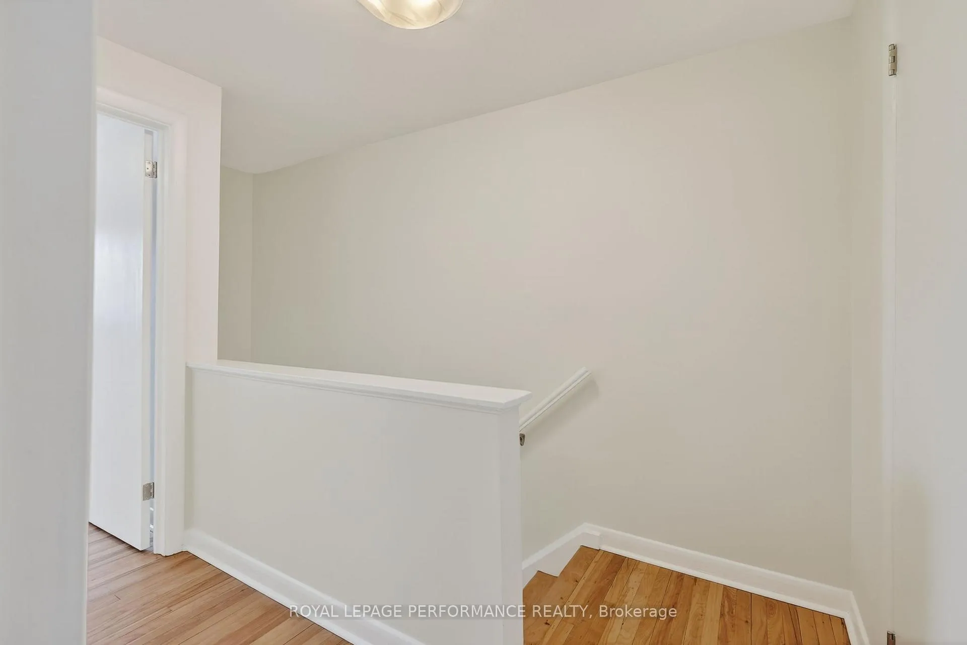 Photo 17 of 630 Borthwick Avenue, Ottawa, Castle Heights/Rideau High — HOMEH