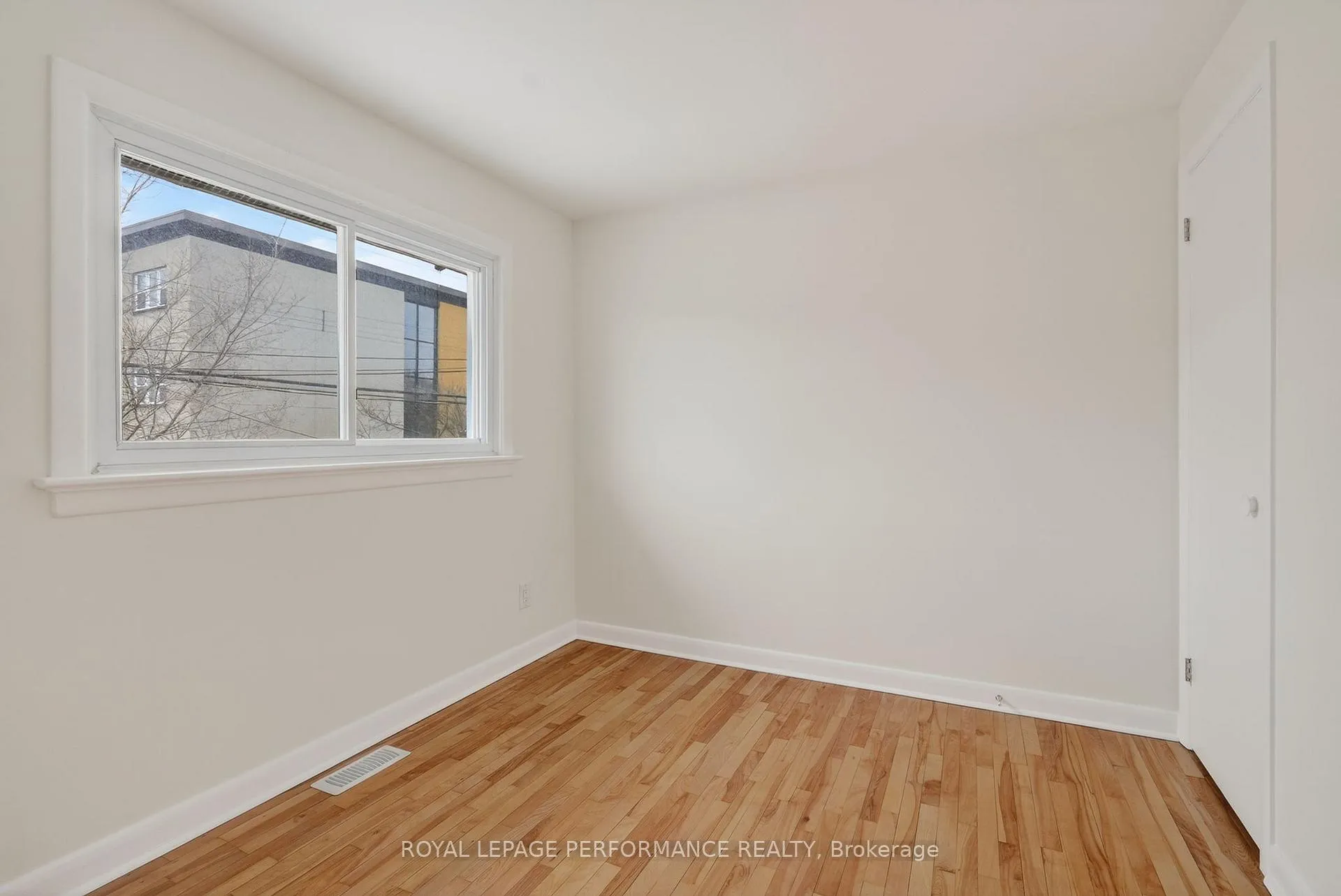 Photo 27 of 630 Borthwick Avenue, Ottawa, Castle Heights/Rideau High — HOMEH