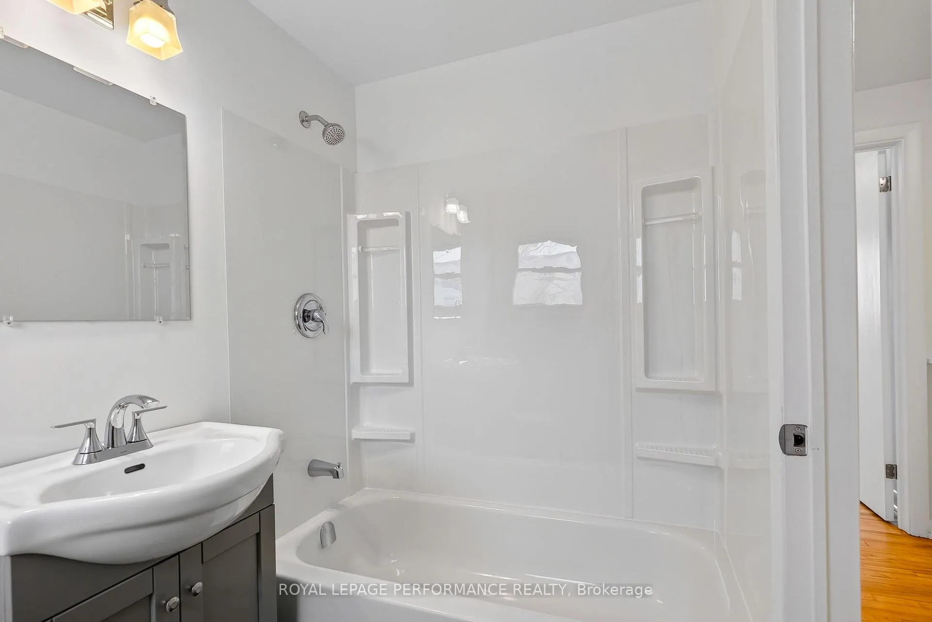 Photo 29 of 630 Borthwick Avenue, Ottawa, Castle Heights/Rideau High — HOMEH