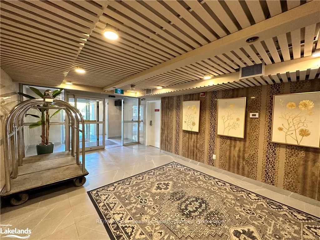 Photo 10 of Unit 2414, 9 Harbour Street E, Collingwood — HOMEH
