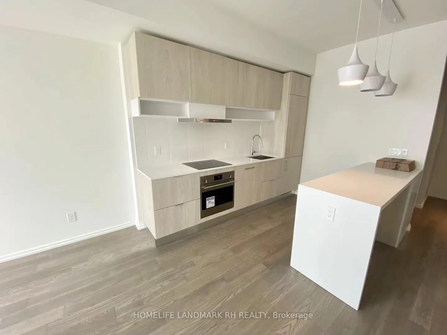 Photo 6 of Unit 1909, 5 Soudan Avenue, Toronto, Mount Pleasant West — HOMEH