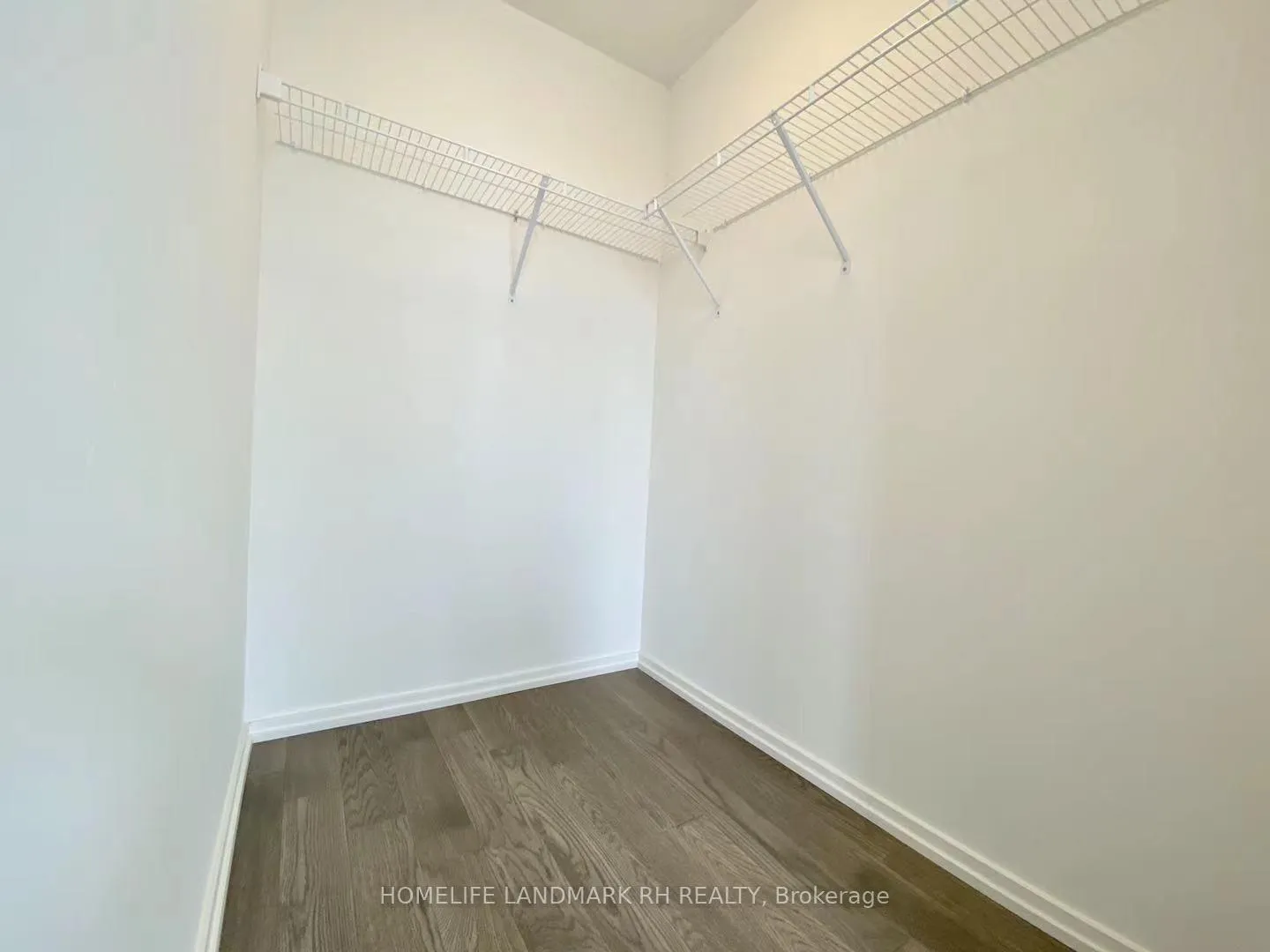 Photo 8 of Unit 1909, 5 Soudan Avenue, Toronto, Mount Pleasant West — HOMEH