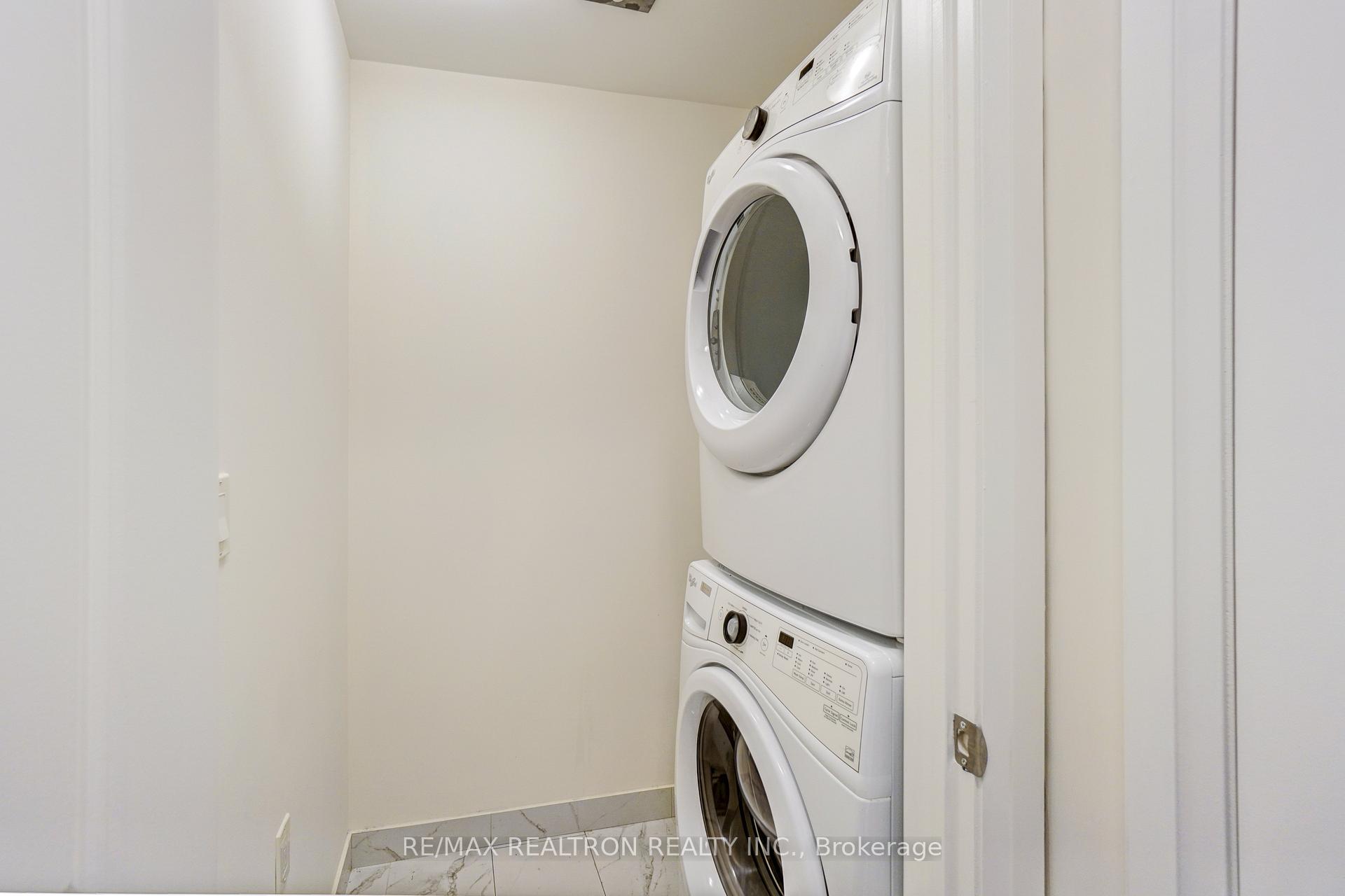 Photo 18 of Unit 118, 555 William Graham Drive, Aurora, Rural Aurora — HOMEH