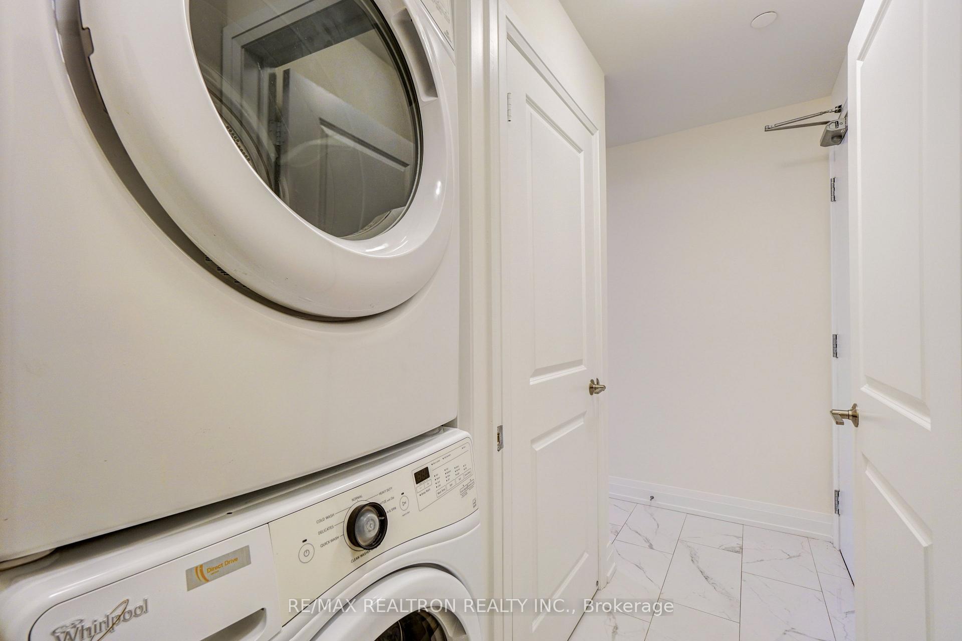 Photo 19 of Unit 118, 555 William Graham Drive, Aurora, Rural Aurora — HOMEH