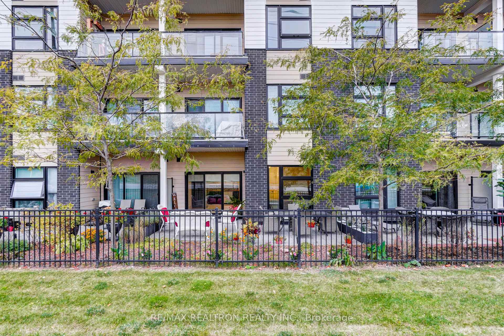 Photo 20 of Unit 118, 555 William Graham Drive, Aurora, Rural Aurora — HOMEH