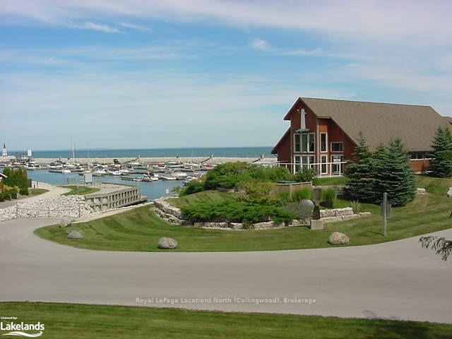 Photo 17 of 296 Mariners Way, Collingwood — HOMEH