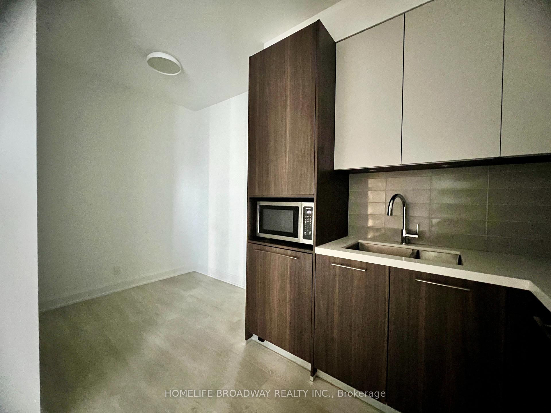 Photo 11 of Unit 830, 38 Water Walk Drive, Markham, Unionville — HOMEH