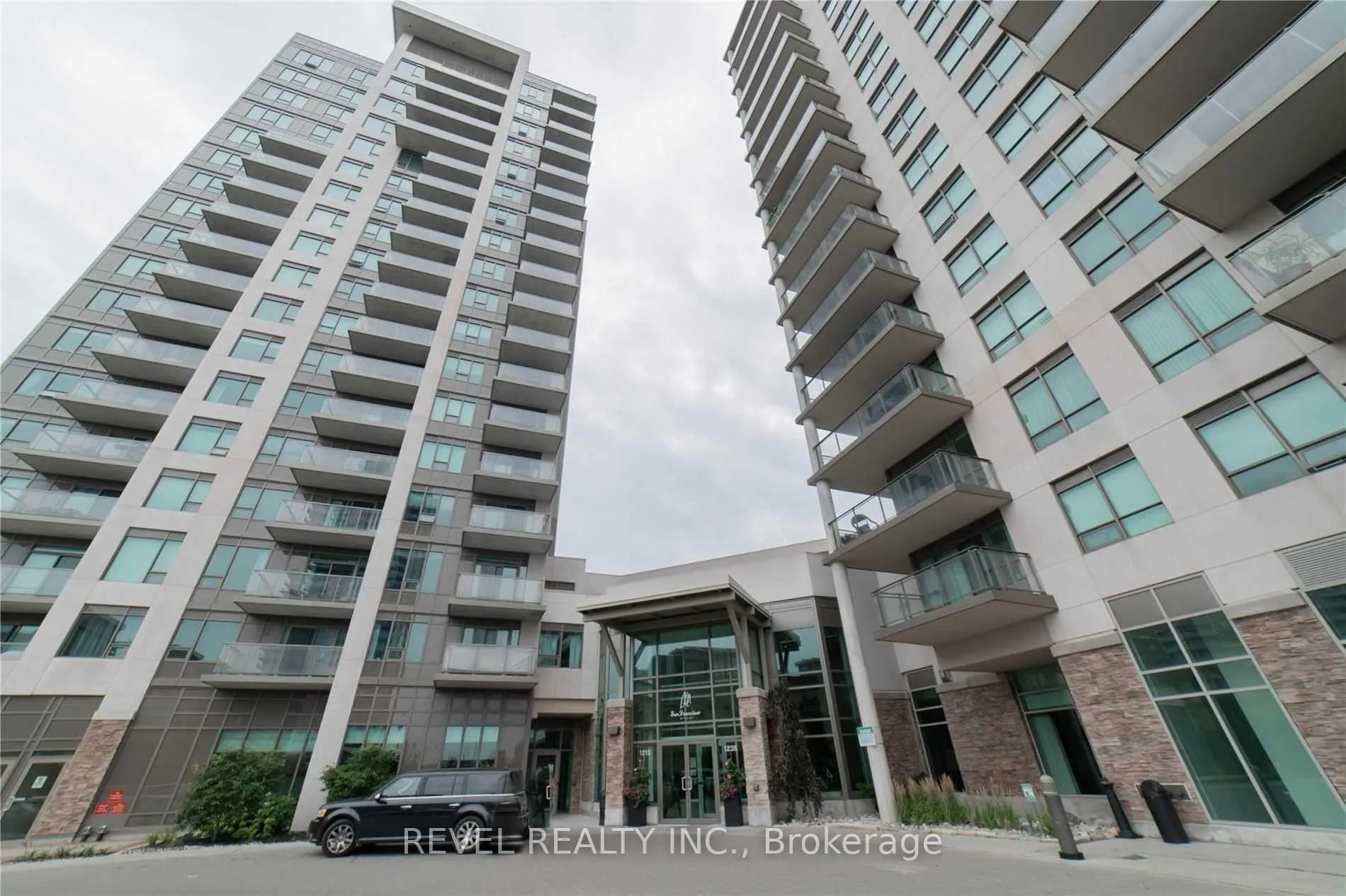 Front of Unit 307, 1215 Bayly Street