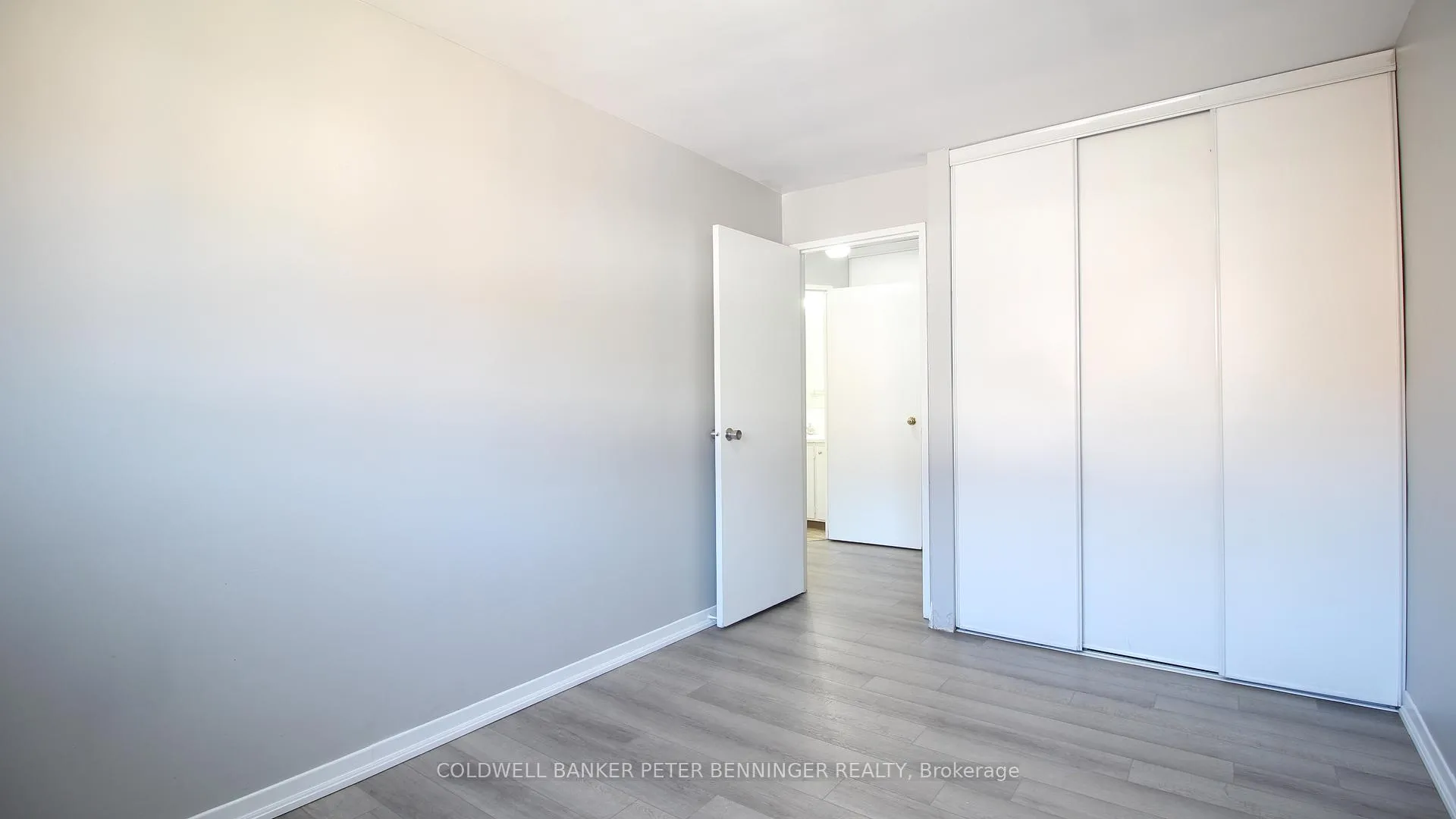 Photo 5 of Unit 12, 527 Parkside Drive, Waterloo — HOMEH
