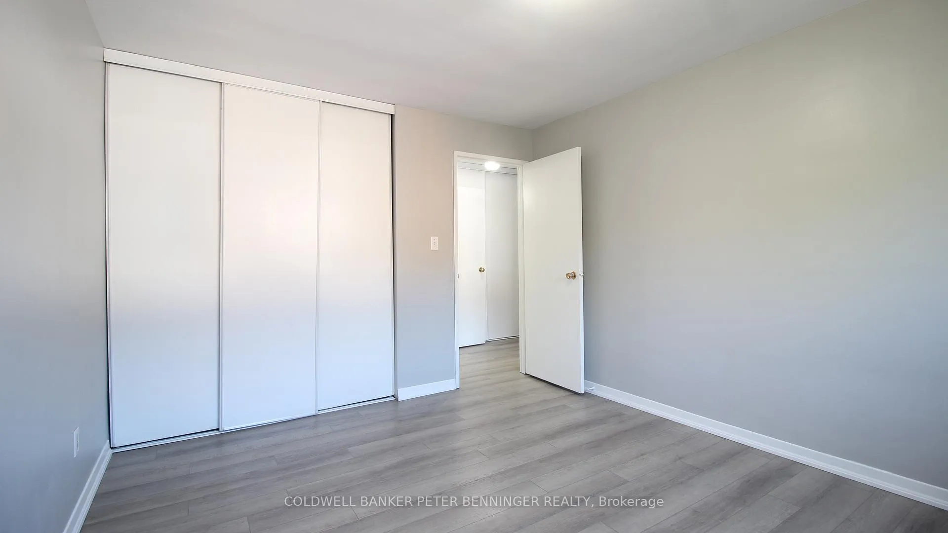 Photo 6 of Unit 12, 527 Parkside Drive, Waterloo — HOMEH