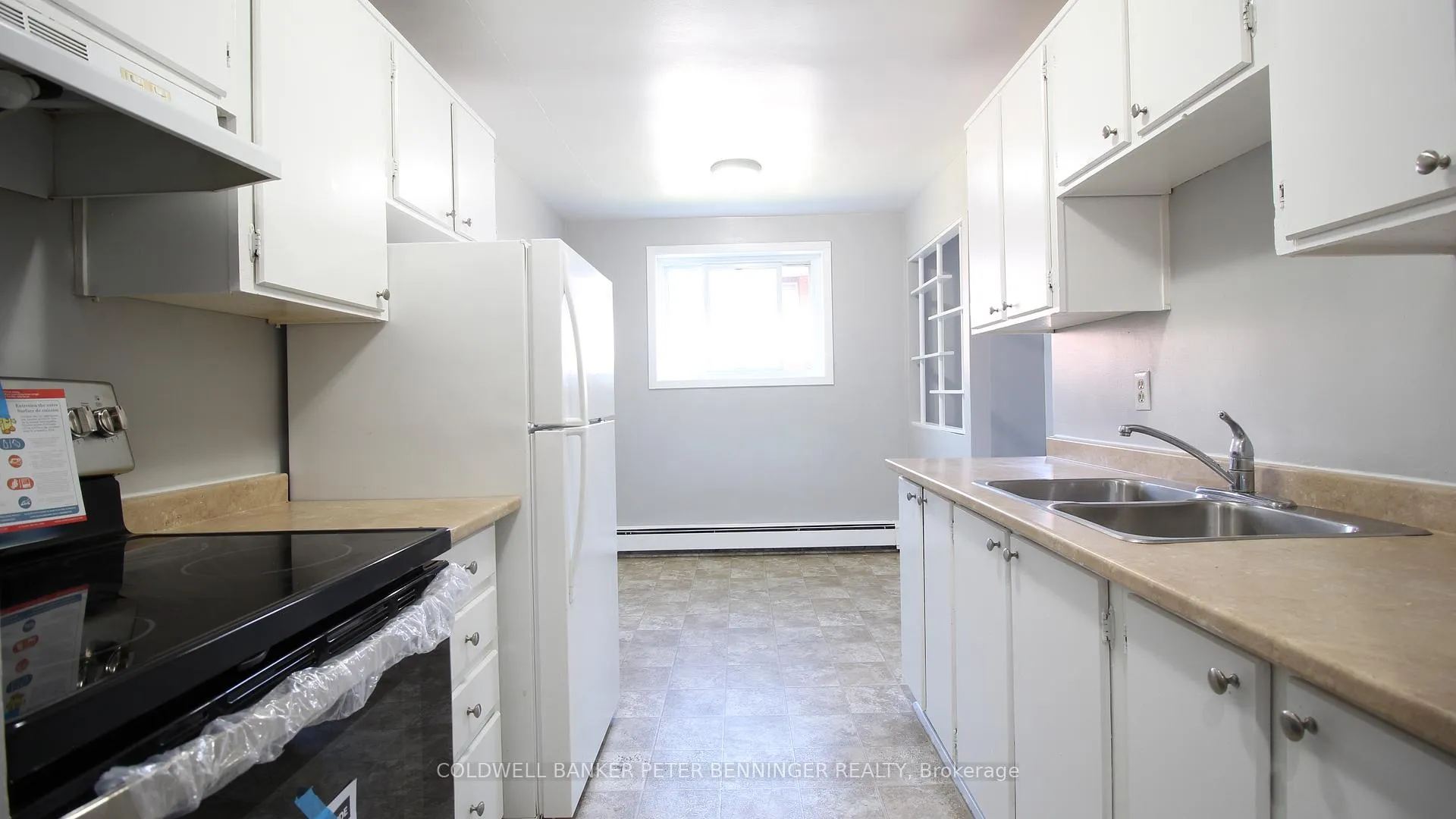 Photo 13 of Unit 12, 527 Parkside Drive, Waterloo — HOMEH