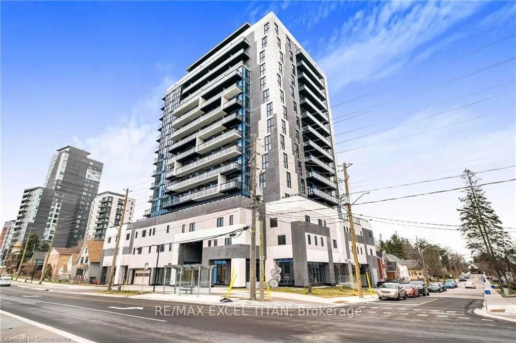 Front of Unit 703, 128 King Street N