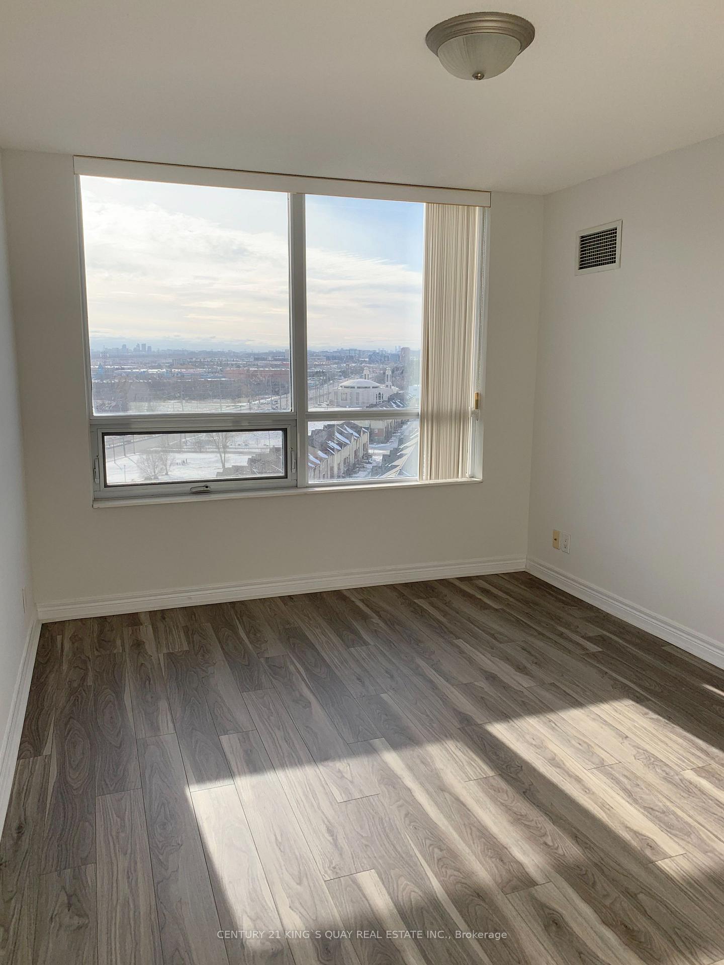 Photo 13 of Unit 1606, 33 Cox Boulevard, Markham, Unionville — HOMEH