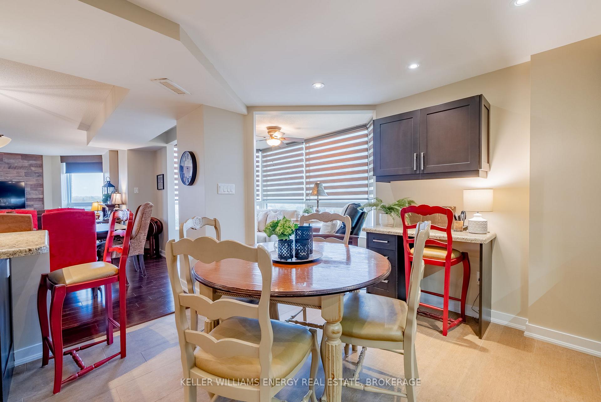 Photo 10 of Unit 704, 700 Wilson Road N, Oshawa, Centennial — HOMEH