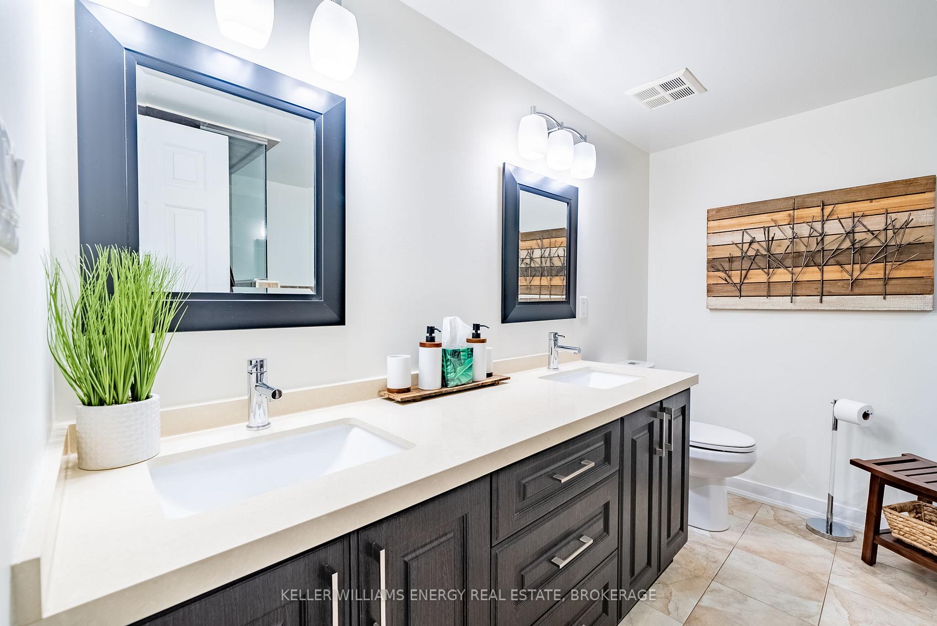 Photo 15 of Unit 704, 700 Wilson Road N, Oshawa, Centennial — HOMEH