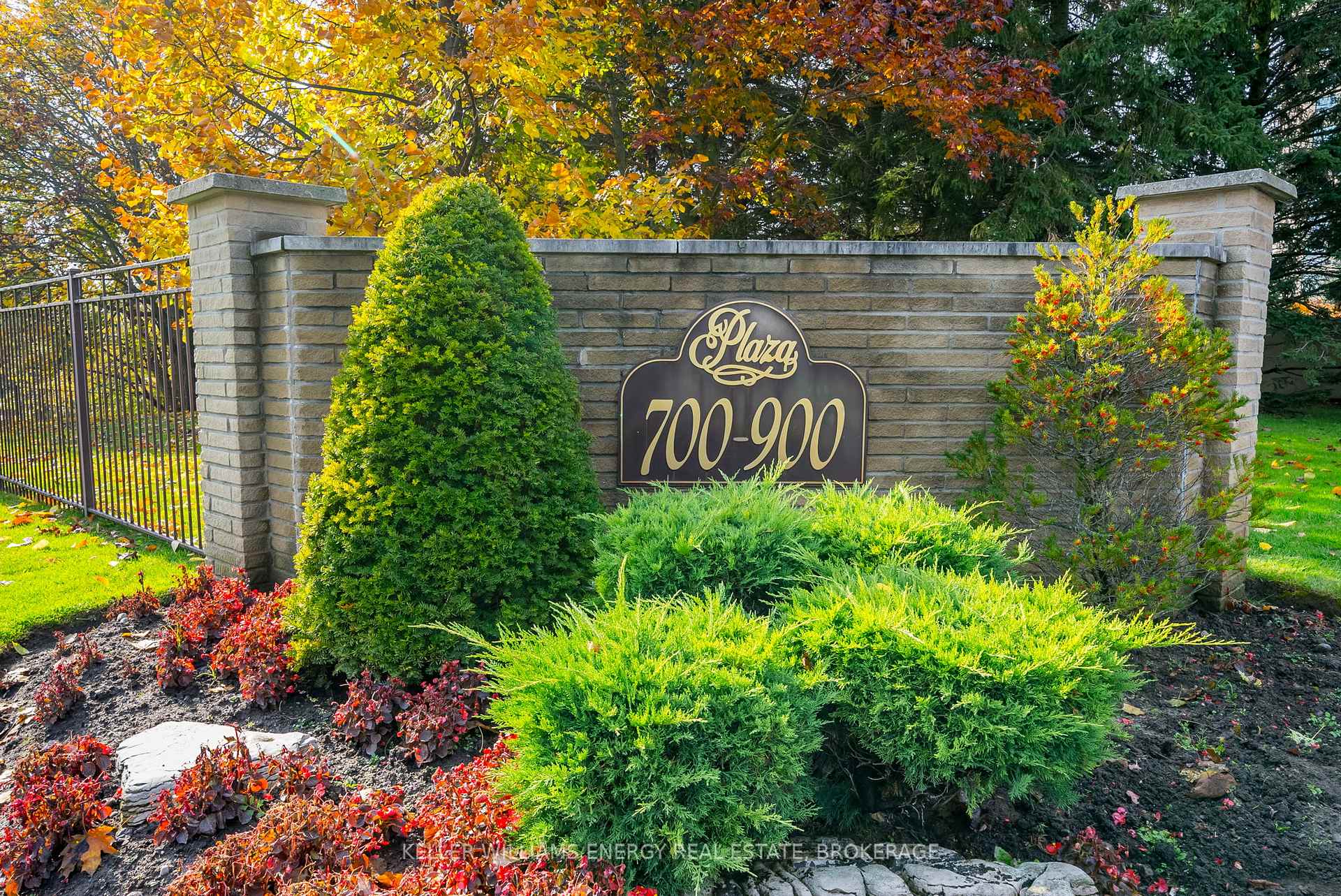 Photo 29 of Unit 704, 700 Wilson Road N, Oshawa, Centennial — HOMEH