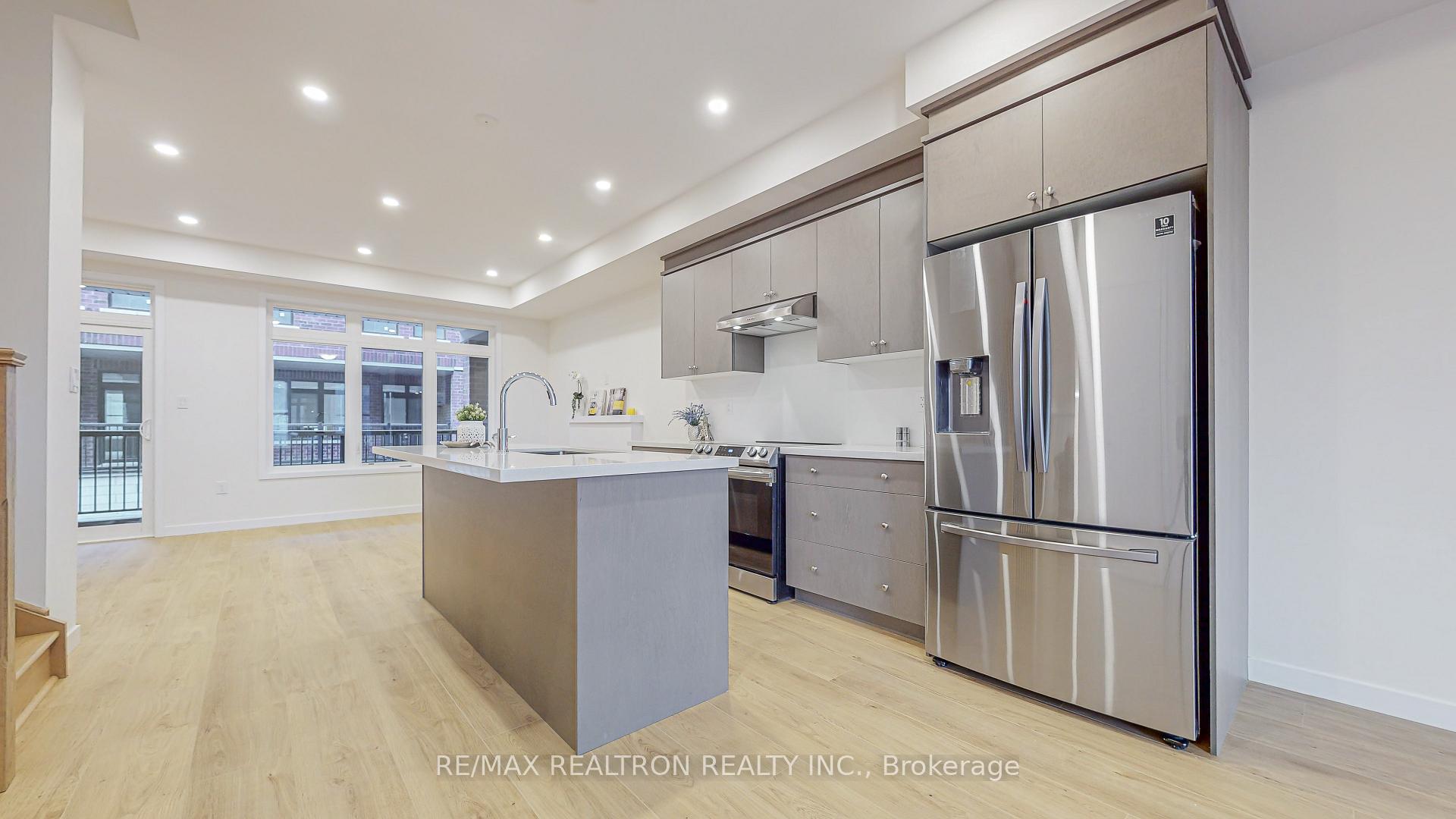 Photo 4 of 10262 Keele Street, Vaughan, Maple — HOMEH