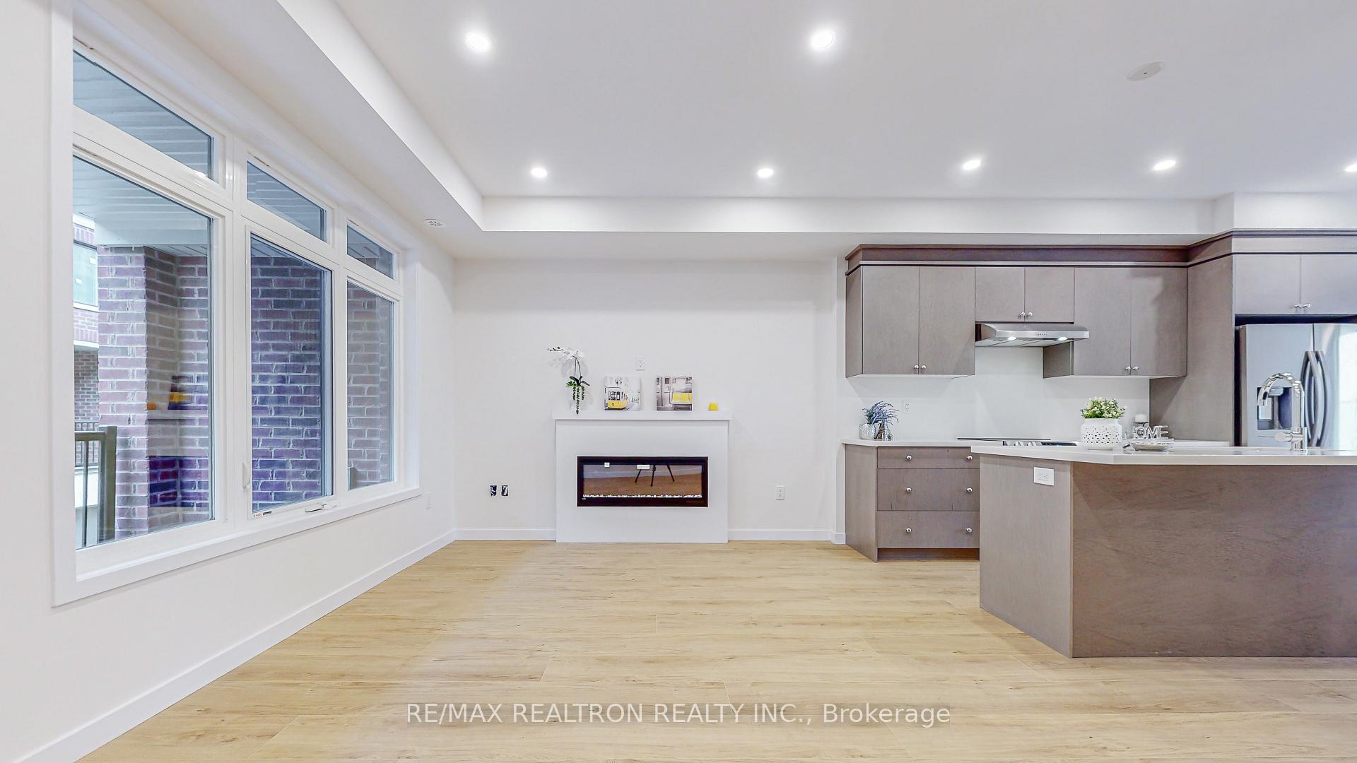 Photo 7 of 10262 Keele Street, Vaughan, Maple — HOMEH