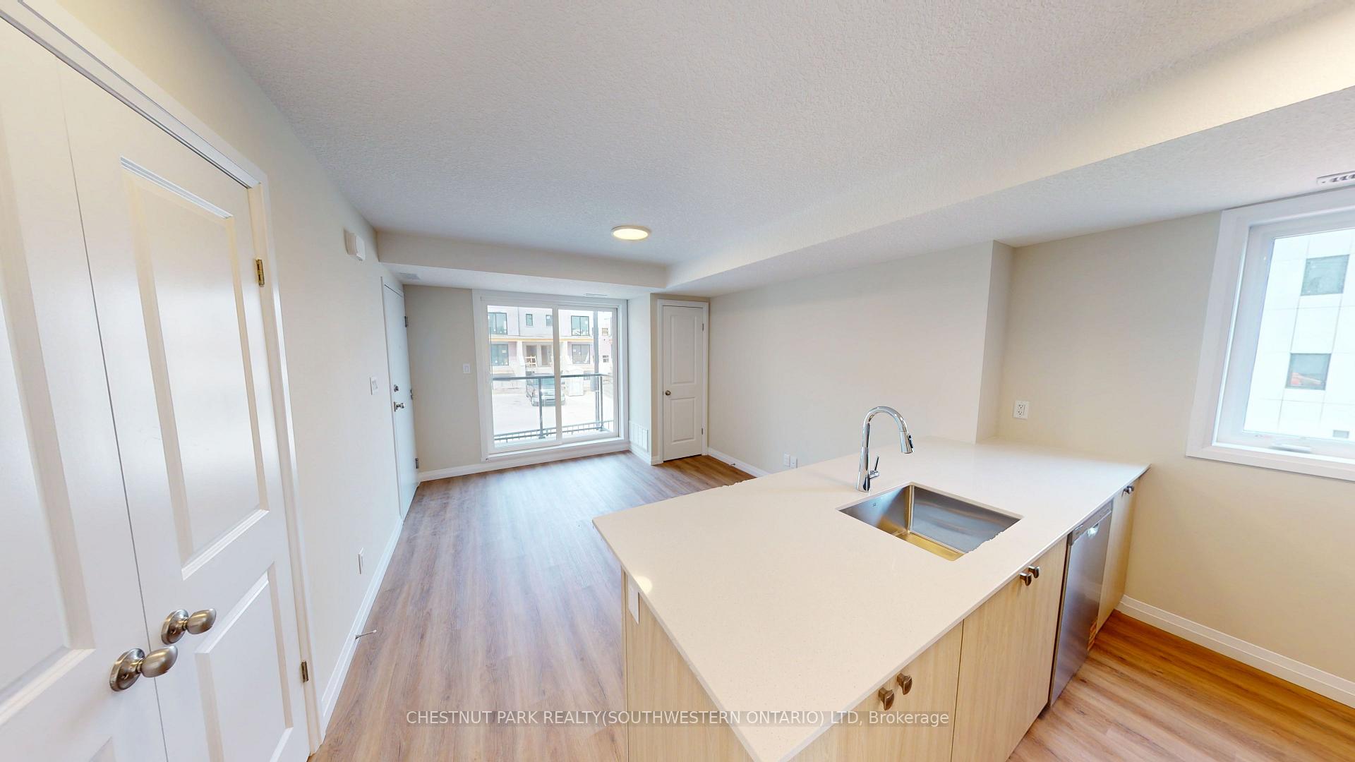 Photo 6 of Unit D3, 410 Northfield Drive W, Waterloo — HOMEH
