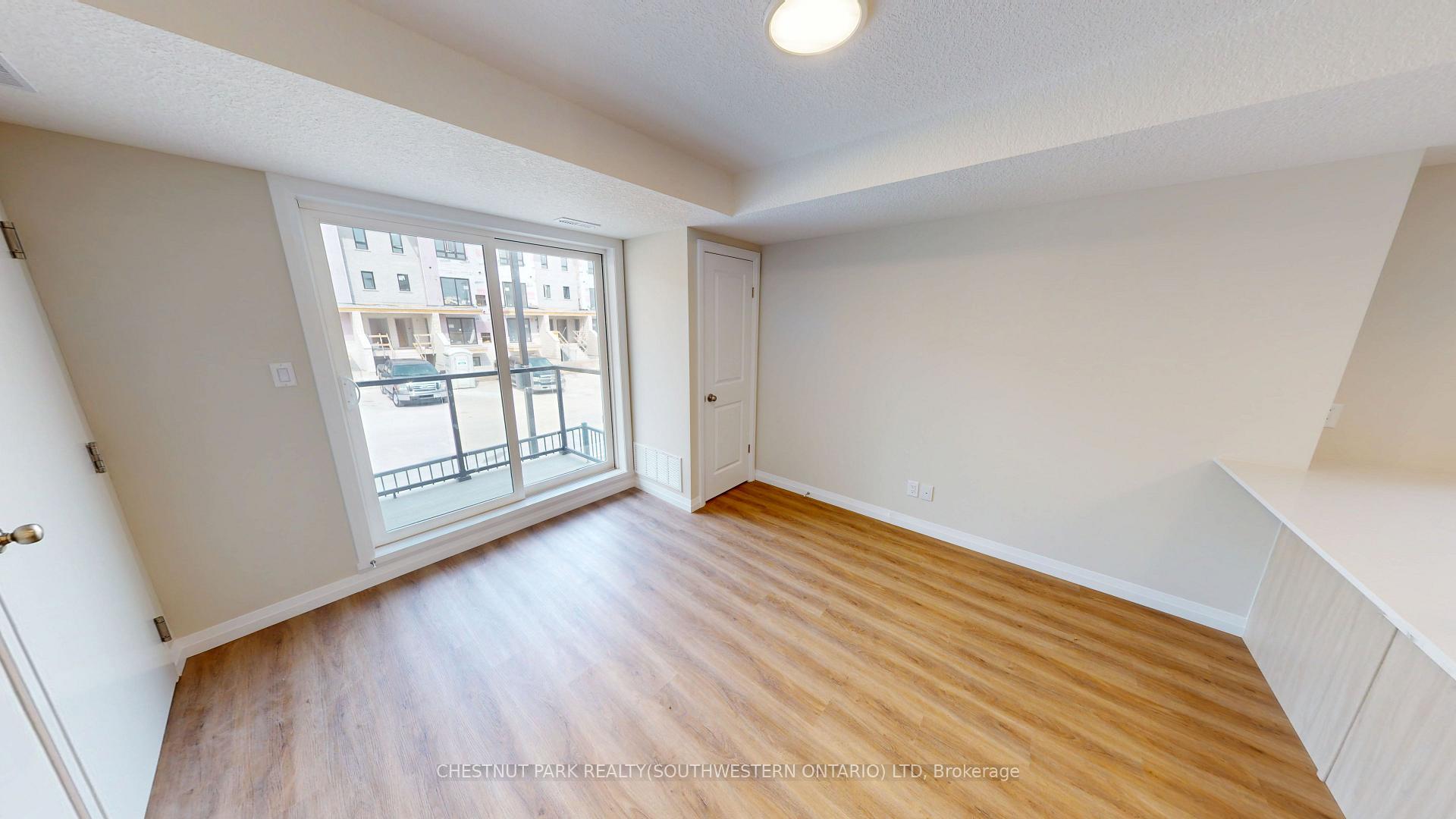 Photo 8 of Unit D3, 410 Northfield Drive W, Waterloo — HOMEH