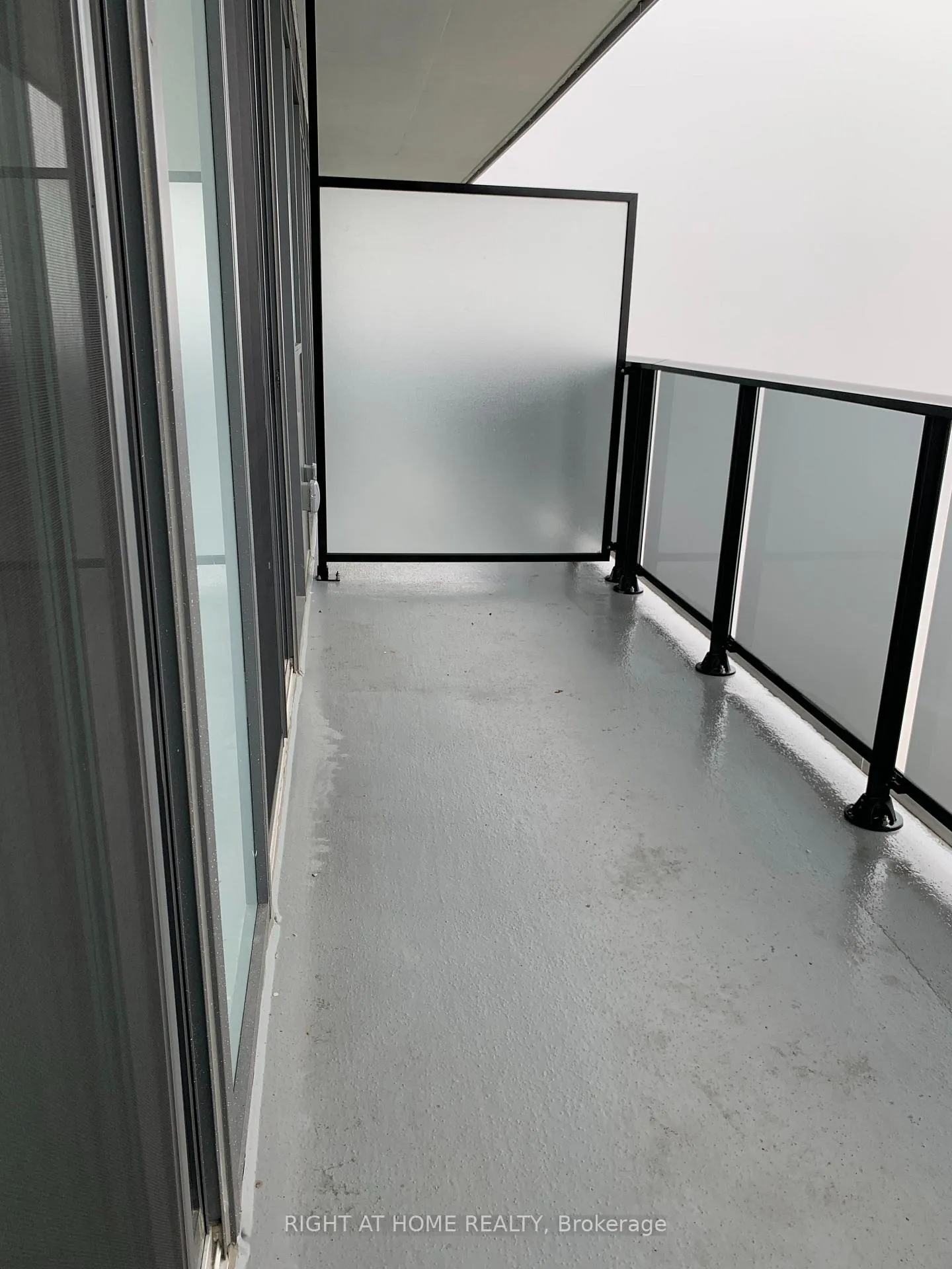 Photo 15 of Unit 2209, 70 Annie Craig Drive, Etobicoke, Mimico — HOMEH